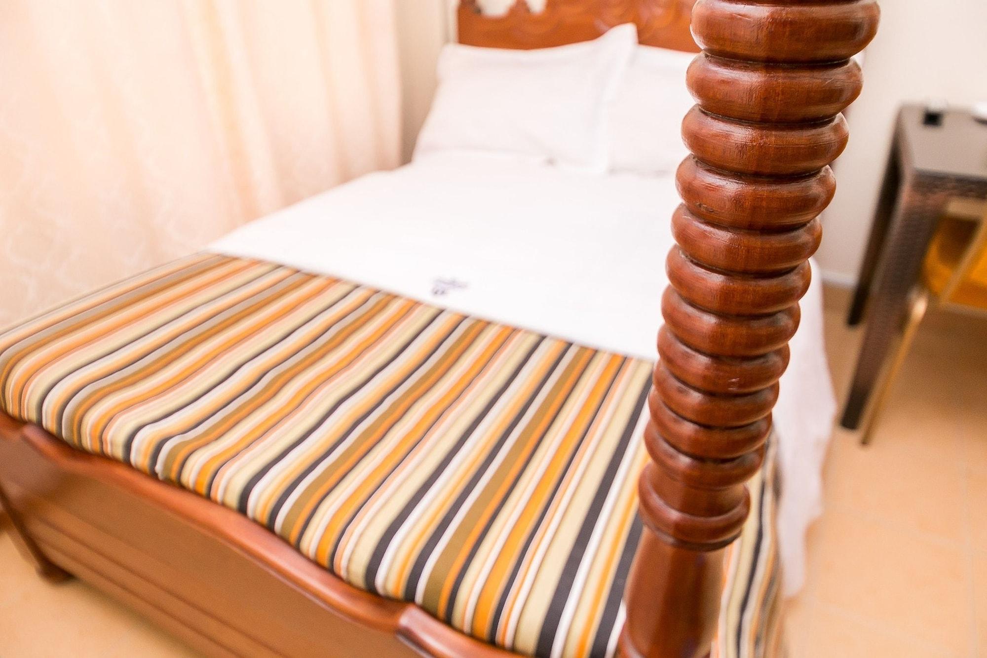 Upperhill Blueberry Hotel Nairobi Esterno foto